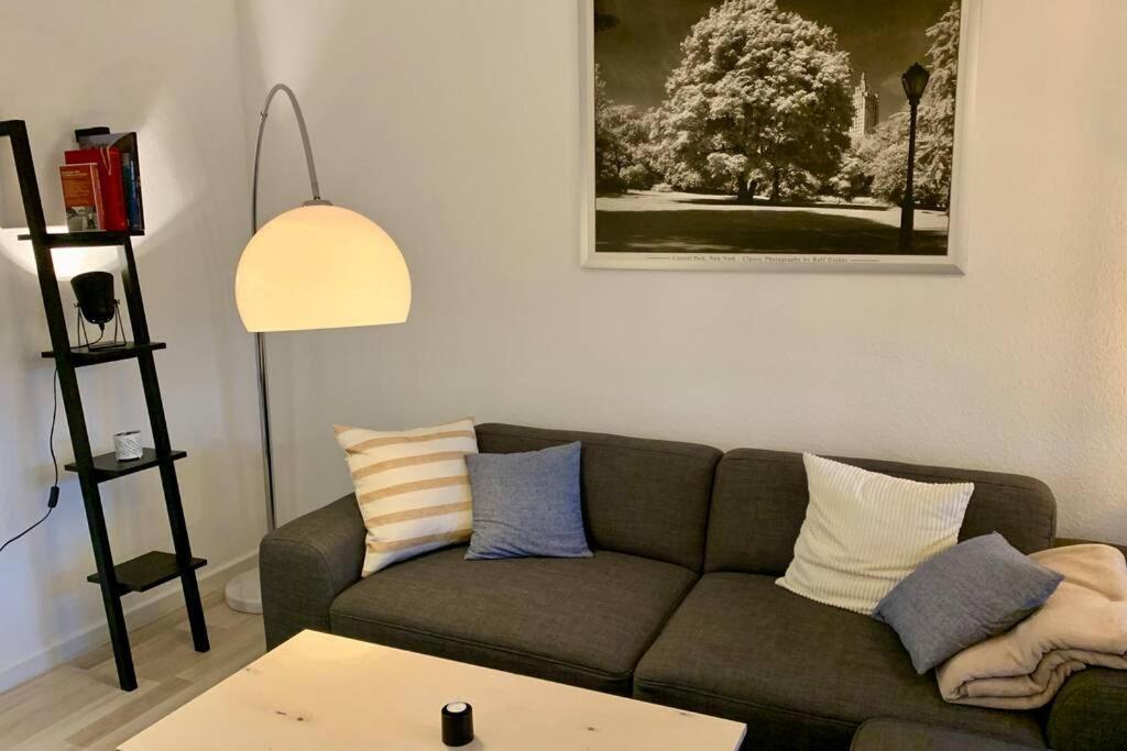 'Das Kleine Feine' - Ruhige, Helle Ferienwohnung Mit Parkplatz Und Balkon Пфорцгейм Екстер'єр фото